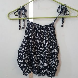 Floral Brandy Melville Crop Top